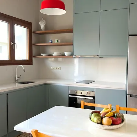 4br Newly Renovated Retreat Tranquil Coastal Haven Daire Hersonissos (Crete)