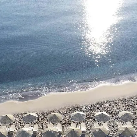Daire 4br Newly Renovated Retreat Tranquil Coastal Haven *